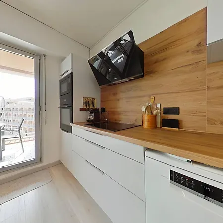 T3 Climatise Dernier Etage Port - Fr-1-826-12