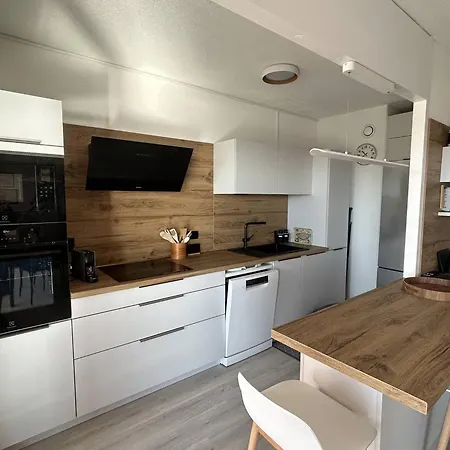 T3 Climatise Dernier Etage Port - Fr-1-826-12 Apartment Hyeres